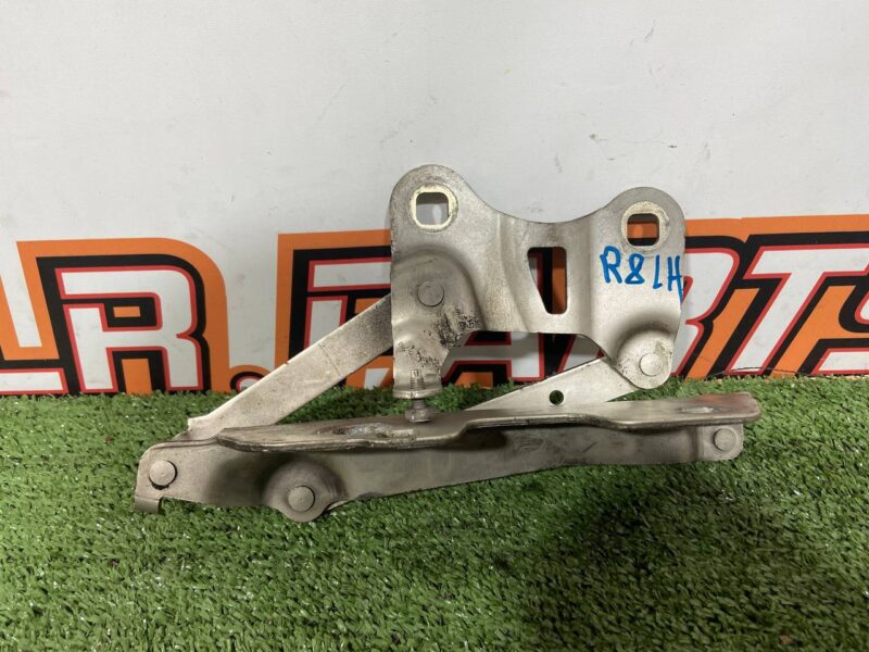LR088985 Hood hinge left Range Rover L405 (2013-2021) Used - Image 43