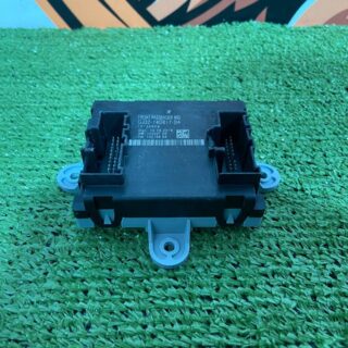 LR092136 Front passenger door comfort unit Range Rover Sport L494 (2014-2022) USED cost 58 € in stock 2 pcs.