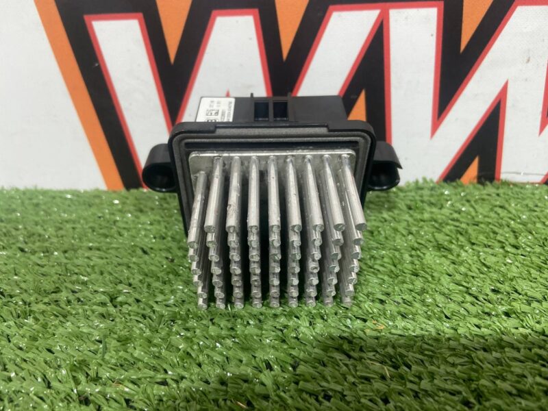 LR094345 Heater resistor Land Rover Discovery Sport L550 (2015-) Used - Image 12