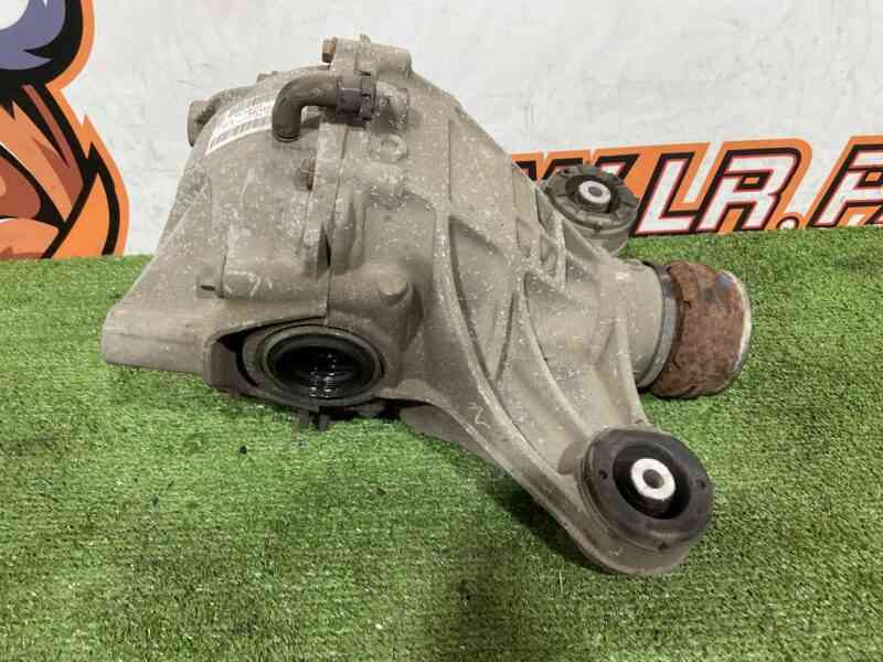 LR183131 Gearbox rear Range Rover Velar L560 (2018-) Used - Image 23