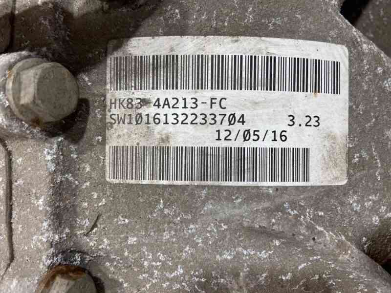 LR183131 Gearbox rear Range Rover Velar L560 (2018-) Used - Image 27