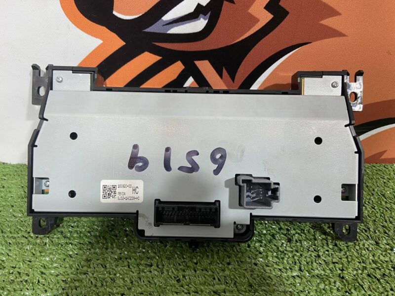 LR107042 Climate control unit Range Rover Evoque L538 (2012-2018) Used cost 200 € in stock 1 pcs.