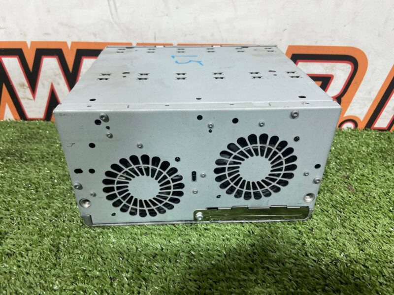LR110522 Radio entertainment system Range Rover Sport L494 (2014-2022) Used - Image 23