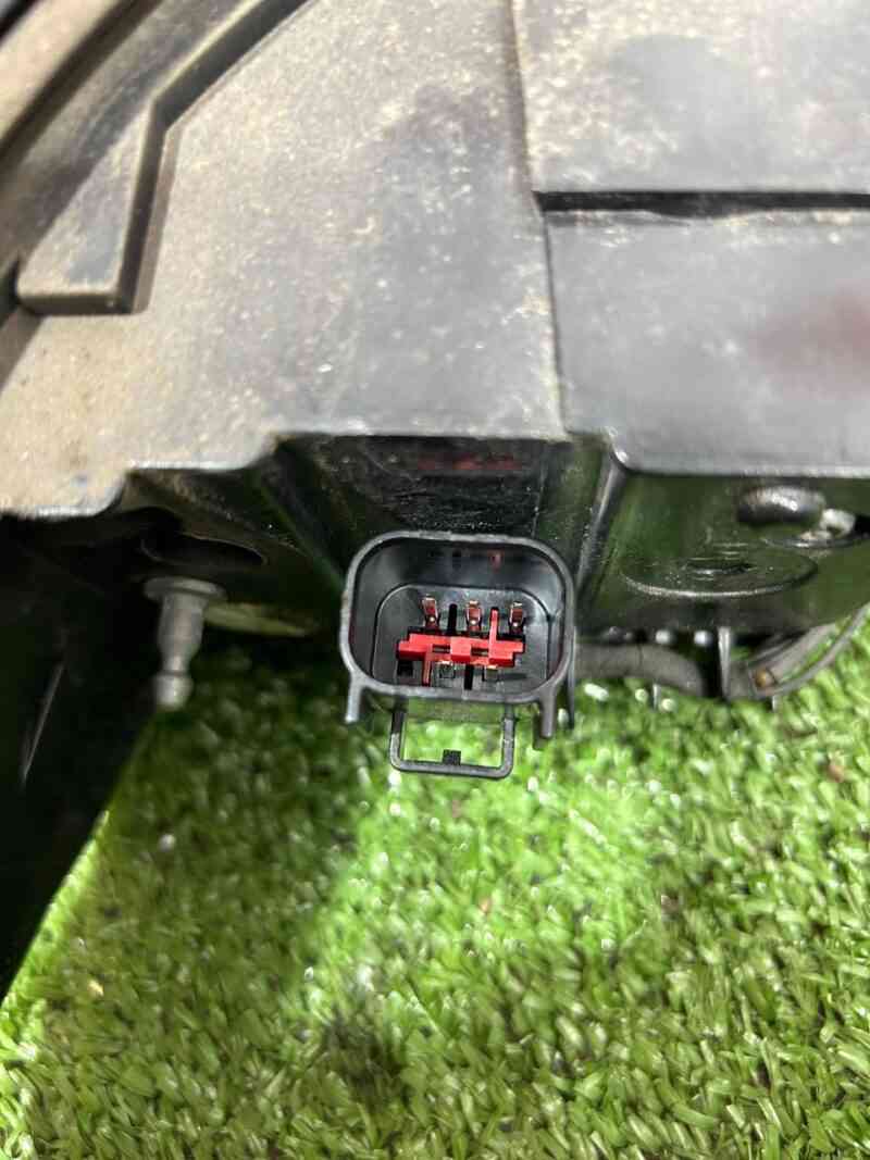 LR116195 Right LED lamp 2015- Range Rover Evoque L538 (2012-2018) Used - Image 12