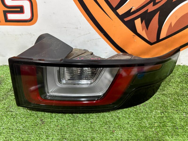 LR116195 Right LED lamp 2015- Range Rover Evoque L538 (2012-2018) Used cost 250 € in stock 1 pcs.