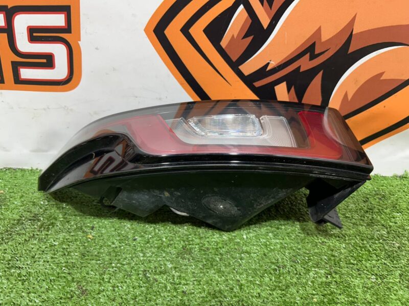 LR116199 Left LED lantern 2015- Range Rover Evoque L538 (2012-2018) Used cost 280 € in stock 1 pcs.
