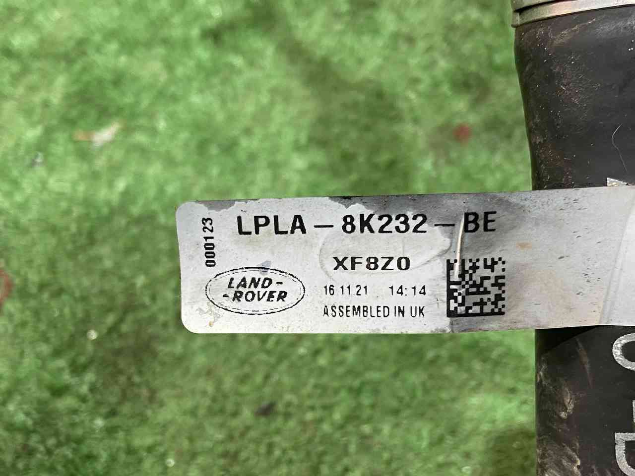 LR139405 Cooling pipe Range Rover Sport L494 (2014-2022) used cost 80 € in stock 1 pcs.