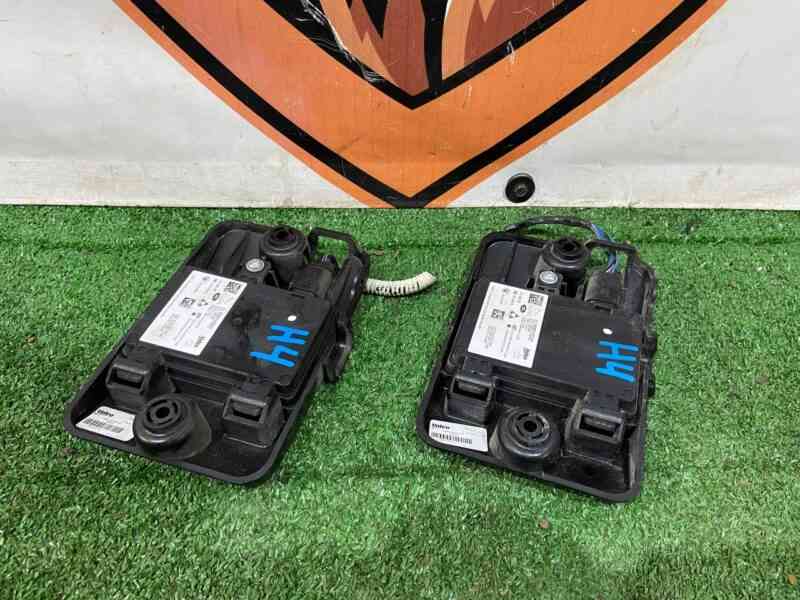 T2H1963 Sensor of dead (blind) zones Jaguar XF X260 (2015-) used cost 230 € in stock 4 pcs.