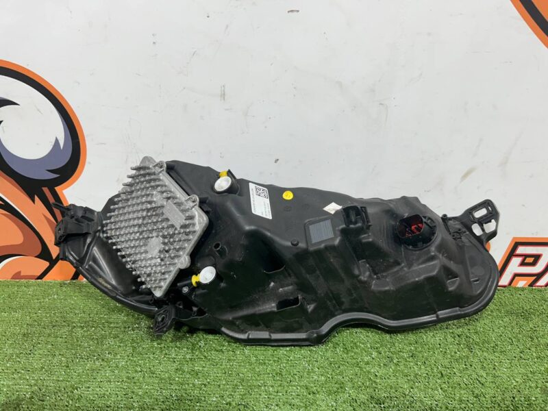 T2H43707 Headlight left Jaguar F-Pace X761 (2017-) used - Image 14