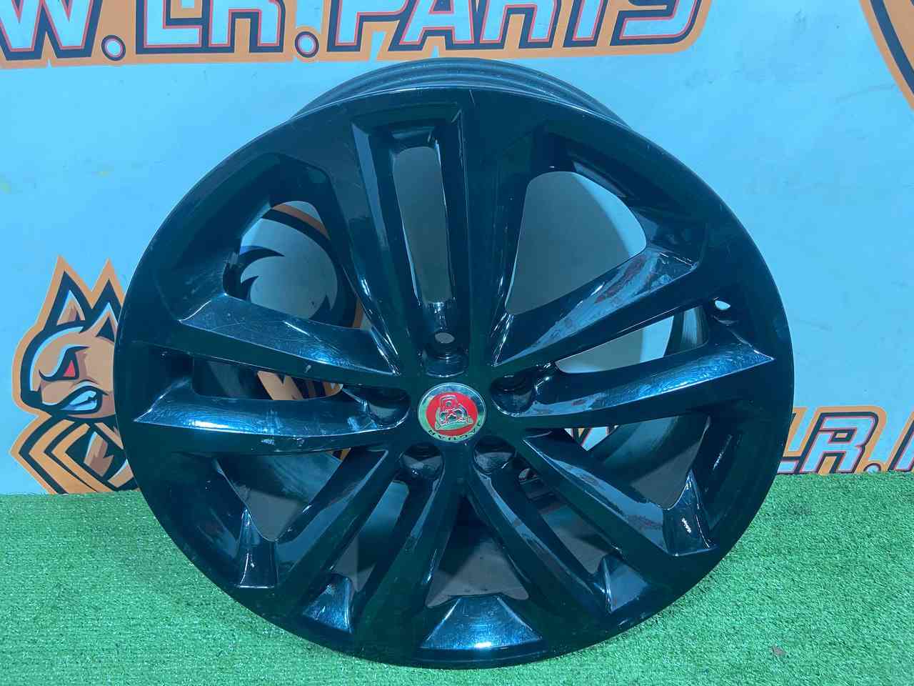 T4A12372 Wheel rim 8.5*19/5*108/45 CB 63.3 R19 Jaguar F-Pace X761 (2017-) Used cost 250 € in stock 4 pcs.