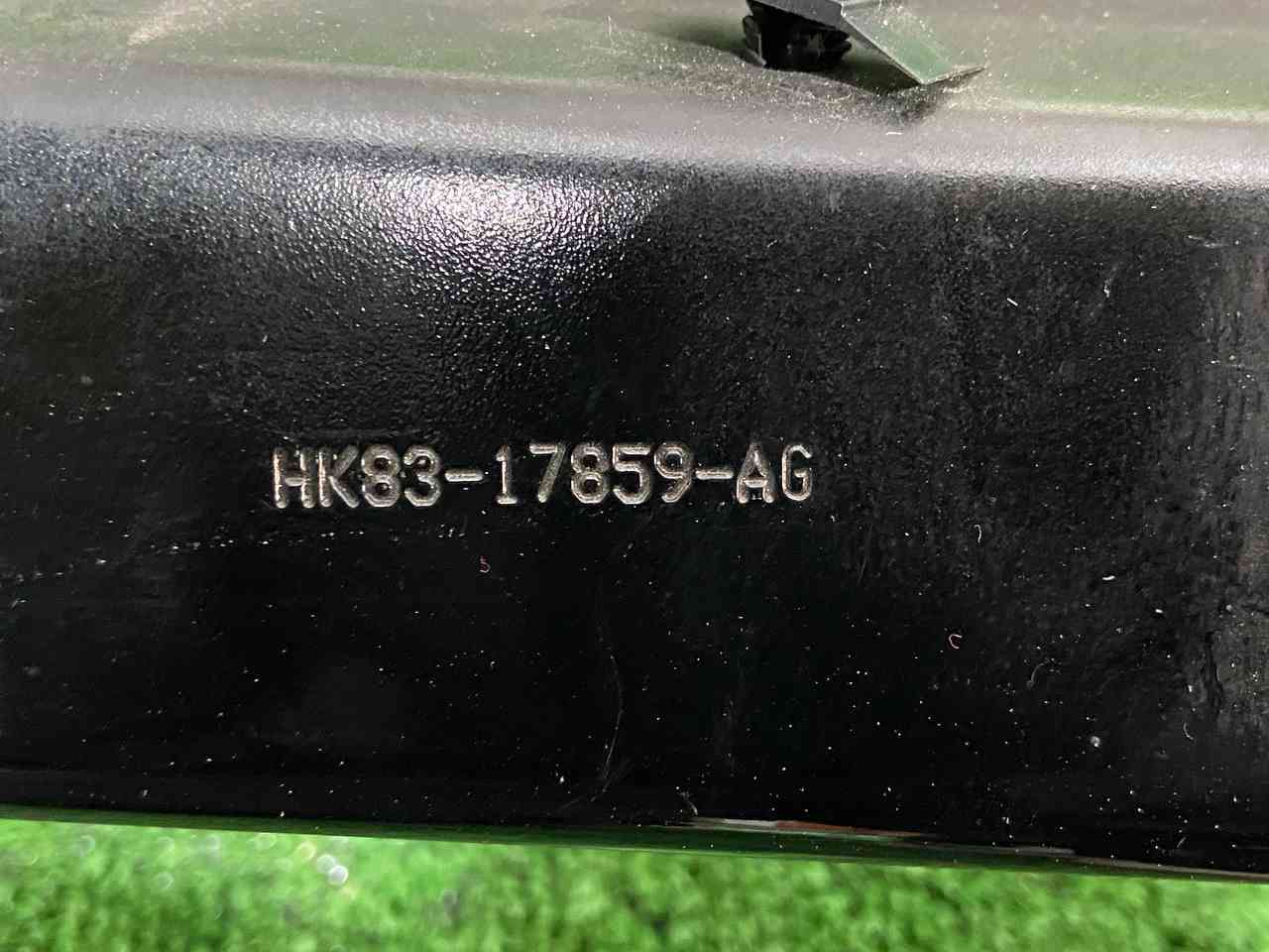 T4A13526 Front upper bumper amplifier Jaguar F-Pace X761 (2017-) used cost 190 € in stock 1 pcs.