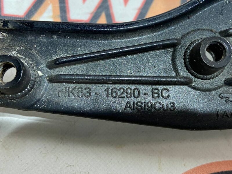 T4A15483 Right wing mounting bracket Jaguar F-Pace X761 (2017-) Used cost 40 € in stock 3 pcs.
