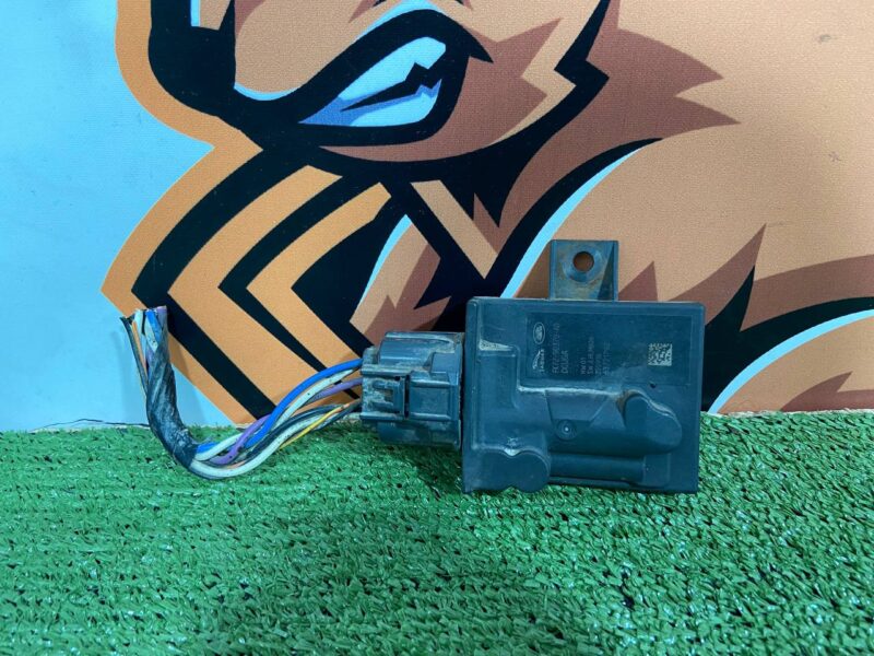 T4A16365 Fuel pump control unit Jaguar F-Pace X761 (2017-) USED - Image 15