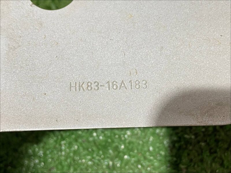 T4A1652 Fender front left Jaguar F-Pace X761 (2017-) used cost 350 € in stock 1 pcs.