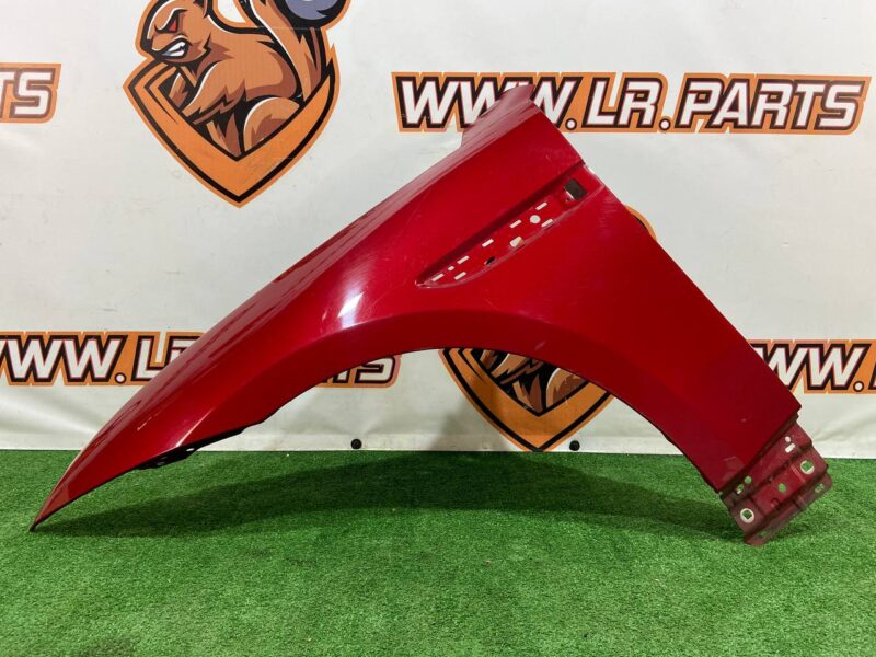 T4A1652 Fender front left Jaguar F-Pace X761 (2017-) used cost 350 € in stock 1 pcs.