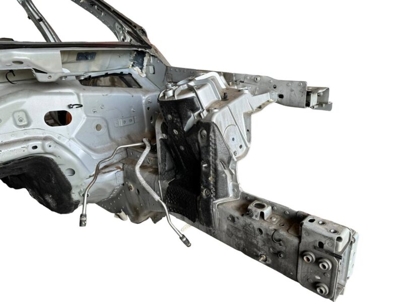 T4A2970 Quarter front left Jaguar F-Pace X761 (2017-) used - Image 28