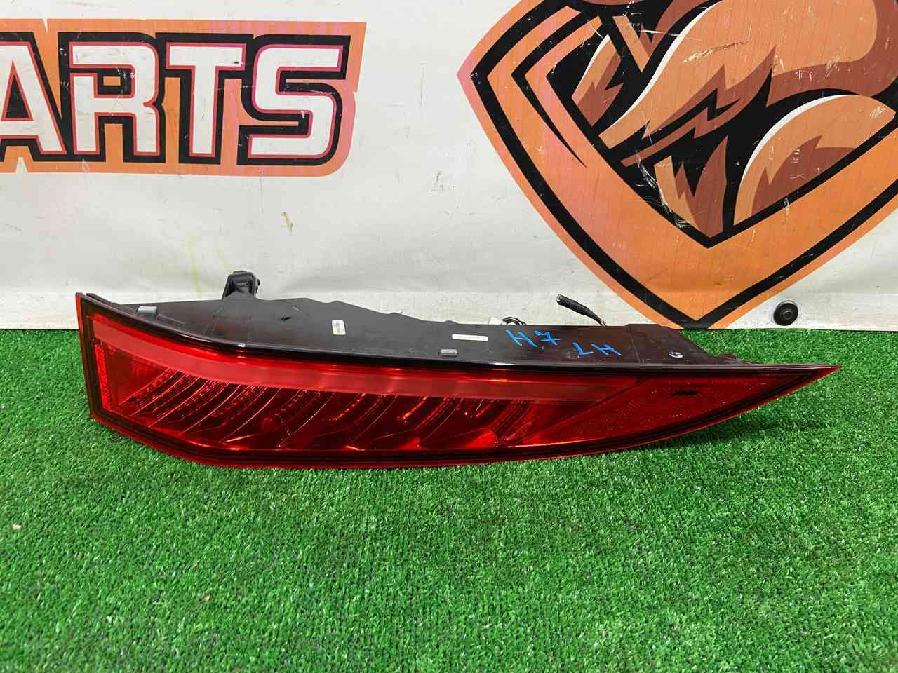 T4A37908 Rear left wing light for Jaguar F-Pace X761 (2017-) Used - Image 15