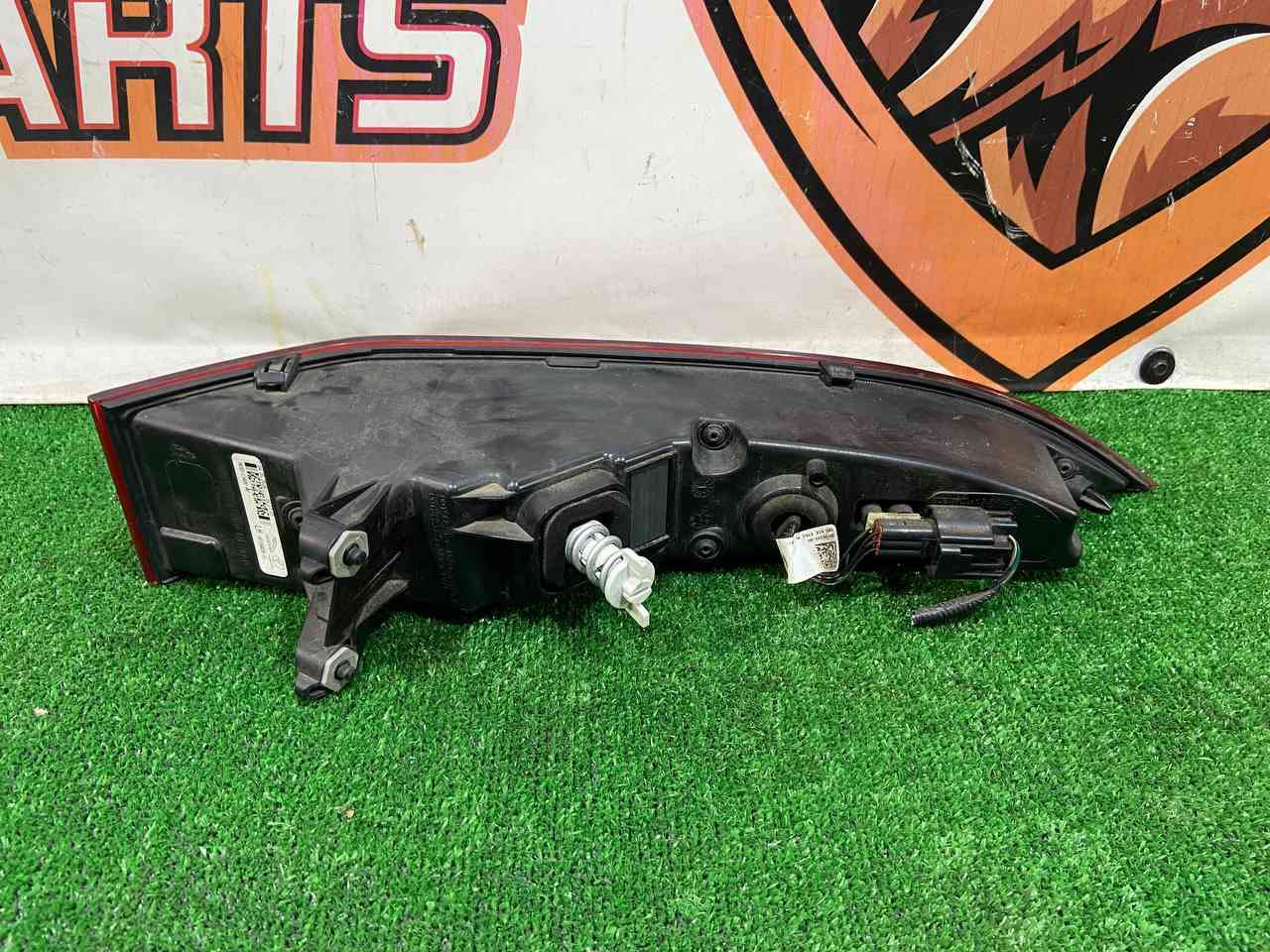 T4A37908 Rear left wing light for Jaguar F-Pace X761 (2017-) Used - Image 16