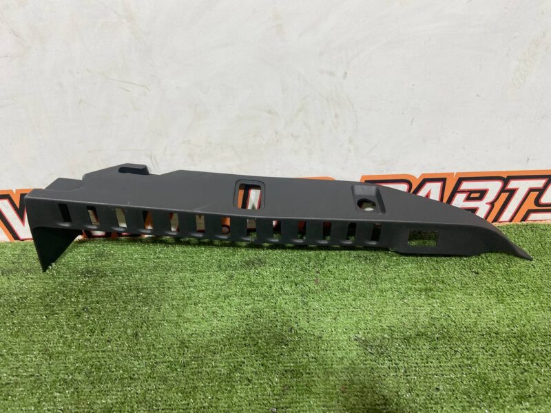 T4K1013PVJ Luggage compartment panel right Jaguar I-Pace (2018-) used cost 75 € in stock 1 pcs.