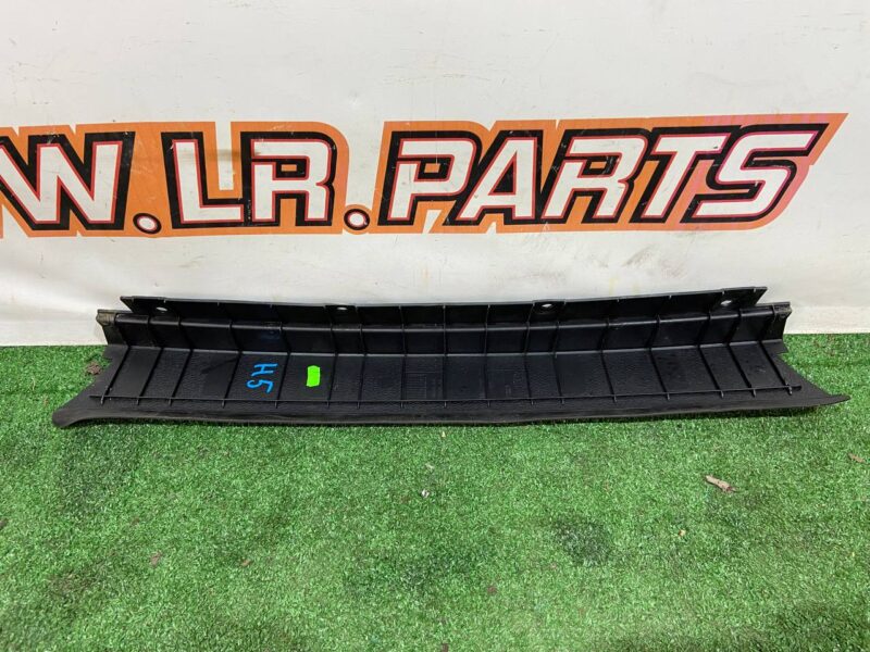 T4K10208 Front Hood Boot Panel Jaguar I-Pace X590 (2018-) Used cost 90 € in stock 1 pcs.