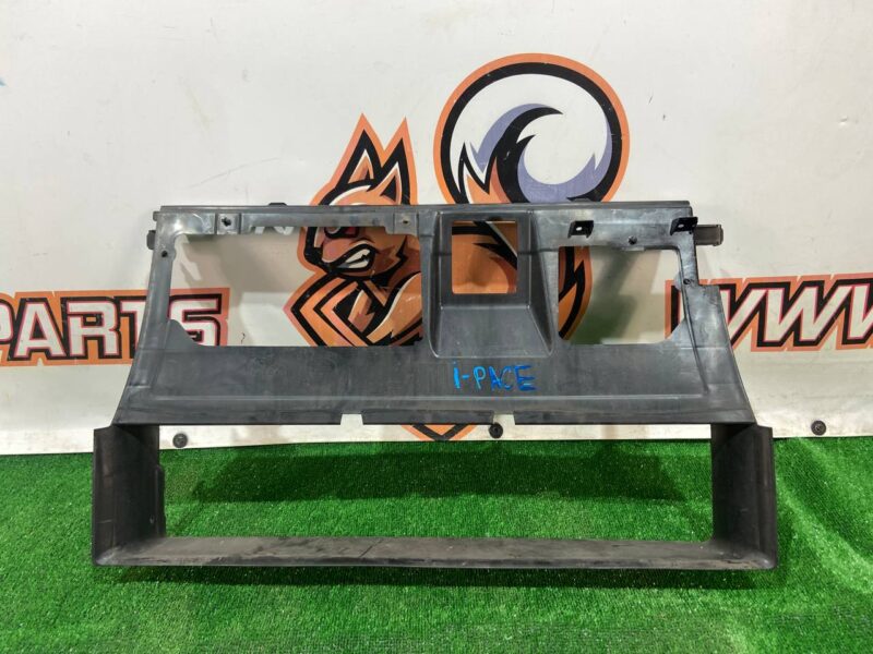 T4K1260 Radiator deflector Jaguar I-Pace X590 (2018-) Used cost 85 € in stock 4 pcs.