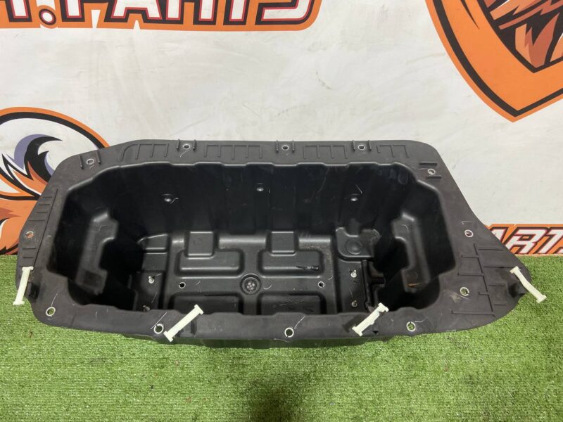 T4K1319 Battery shelf Jaguar I-Pace (2018-) Used cost 90 € in stock 5 pcs.