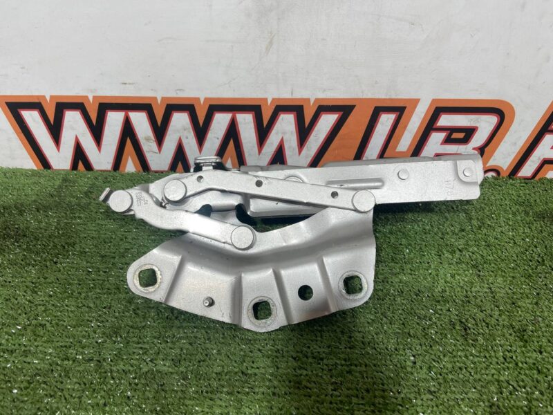 T4K14049 Bonnet hinge right Jaguar I-Pace X590 (2018-) Used - Image 12