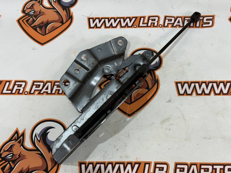 T4K14050 Left hood hinge Jaguar I-Pace X590 (2018-) Used cost 90 € in stock 4 pcs.