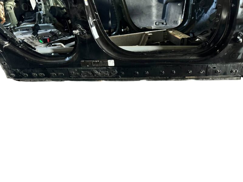 T4K2849 Body threshold right Jaguar I-Pace X590 (2018-) Used cost  € in stock 1 pcs.