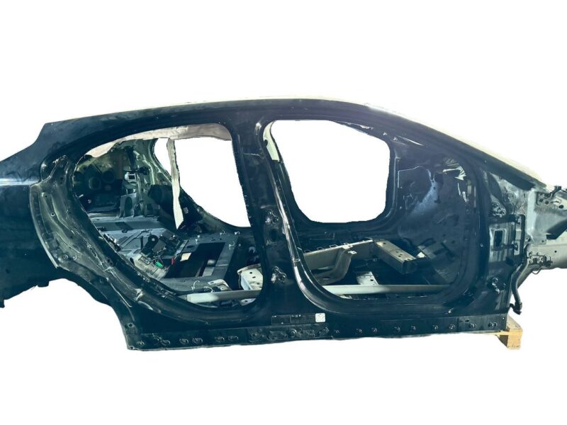 T4K2849 Body threshold right Jaguar I-Pace X590 (2018-) Used cost  € in stock 1 pcs.