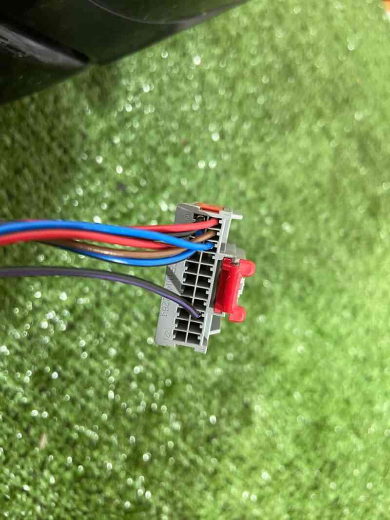 T4K4172 External right mirror assembly Jaguar I-Pace (2018-) Used - Image 20