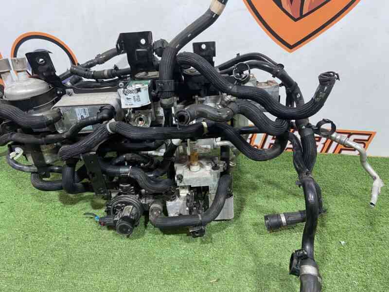 T4K5079 Heat pump assembly Jaguar I-Pace X590 (2018-) Used cost 750 € in stock 7 pcs.