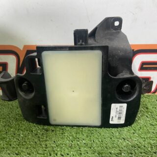 T4K5724 Dead (blind) spot sensor right Jaguar I-Pace X590 (2018-) Used cost 300 € in stock 4 pcs.