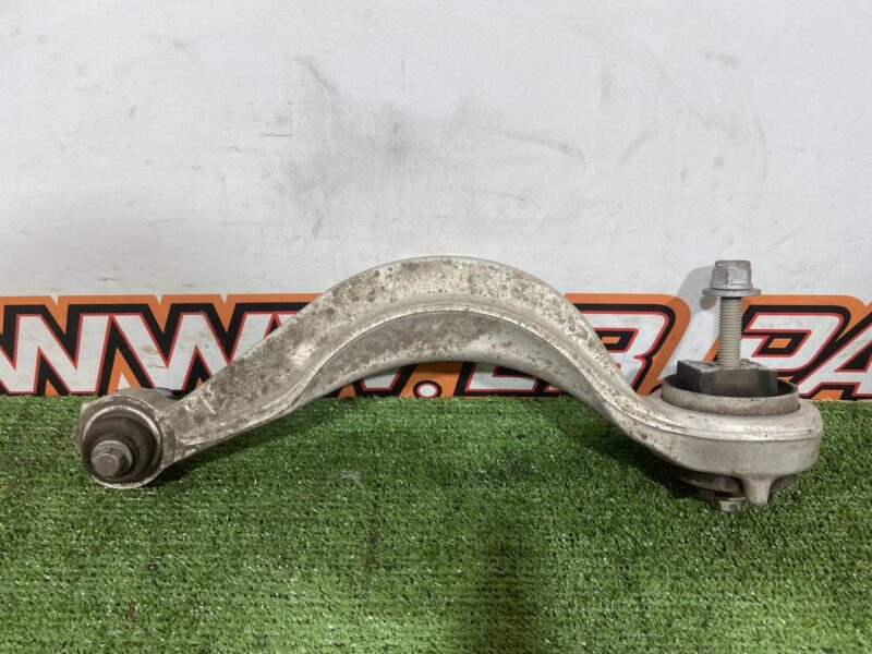 T4K5804 Front right lower control arm Jaguar I-Pace (2018-) Used cost 200 € in stock 9 pcs.