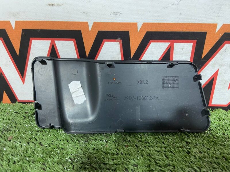T4K6322 Trim for luggage compartment left center Jaguar I-Pace (2018-) USED cost 35 € in stock 2 pcs.