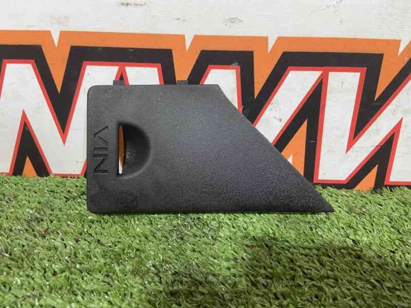 T4K6325 Right trunk trim Jaguar I-Pace X590 (2018-) Used cost 32 € in stock 2 pcs.