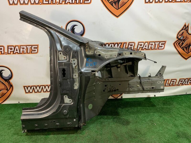 T4K7286 Quarter front right Jaguar I-Pace X590 (2018-) used cost 600 € in stock 2 pcs.