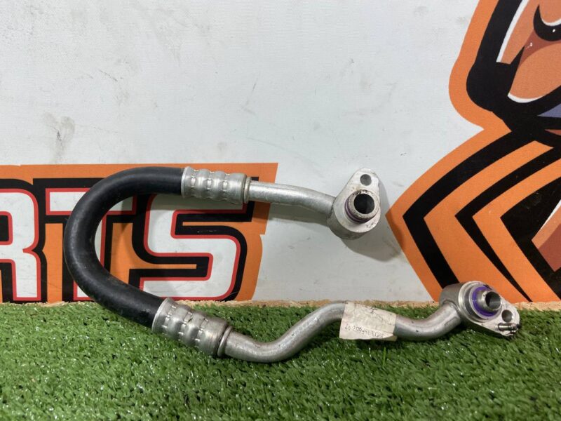 T4K8925 Air Conditioning Pipe Jaguar I-Pace X590 (2018-) Used cost 70 € in stock 2 pcs.