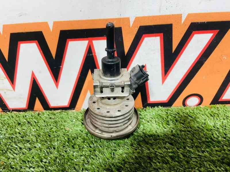 C2D28660 adblue injector Jaguar XF X260 (2015-) Used - Image 14