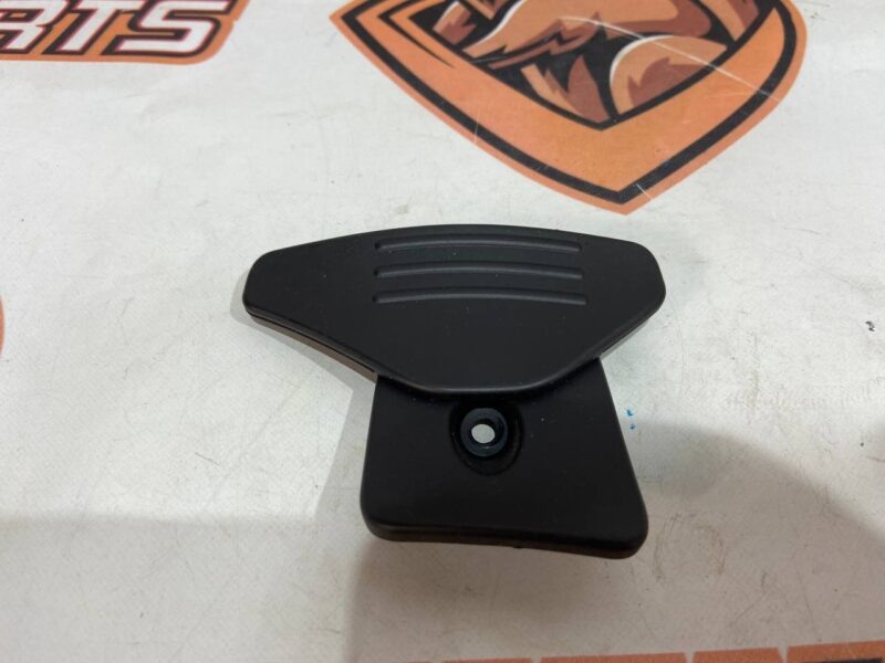 LR028873 Left steering column switch for automatic transmission Range Rover L405 (2013-2021) Used cost 30 € in stock 3 pcs.