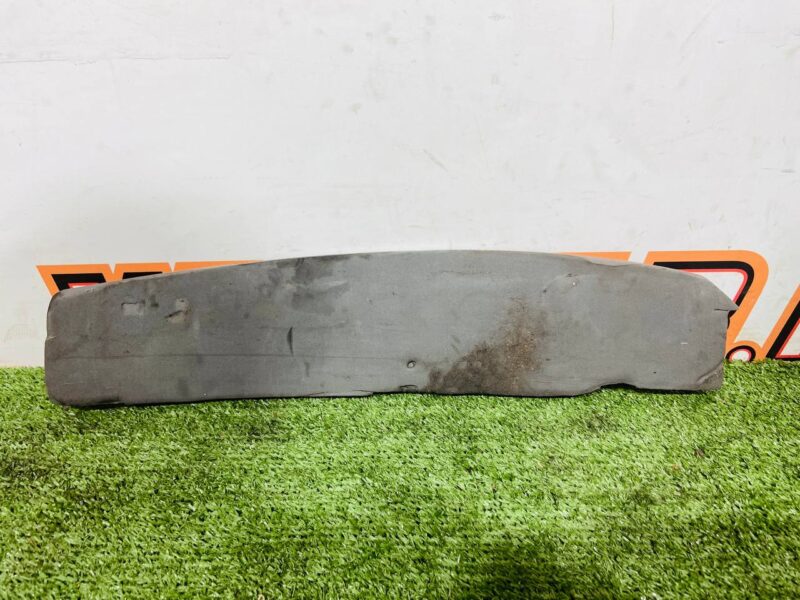 LR033069 Range Rover L405 Left Wing Insulator (2013-2021) Used cost 23 € in stock 1 pcs.