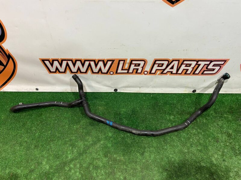 LR034628 Cooling system hose Range Rover L405 (2013-2021) used cost 10 € in stock 2 pcs.