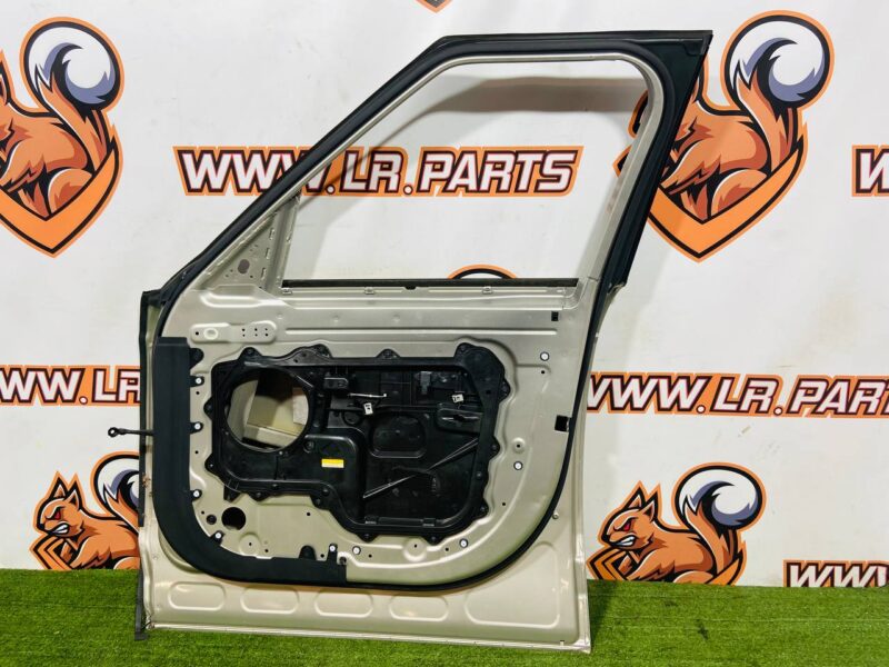 LR036399 Front right door Range Rover L405 (2013-2021) Used - Image 25