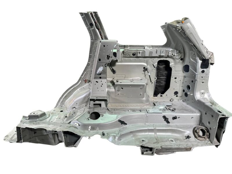 LR036412 Rear right quarter with center rack Range Rover L405 (2013-2021) Used - Image 12