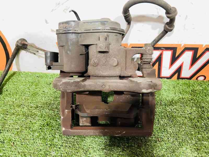 LR036567 Rear right caliper Range Rover L405 (2013-2021) Used cost 125 € in stock 2 pcs.