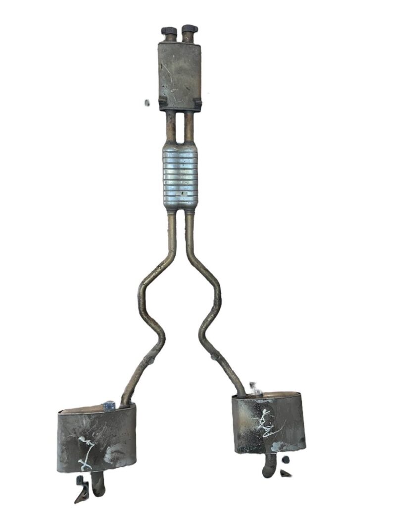 LR038532KIT Silencer assembly Range Rover L405 (2013-2021) used cost 700 € in stock 3 pcs.