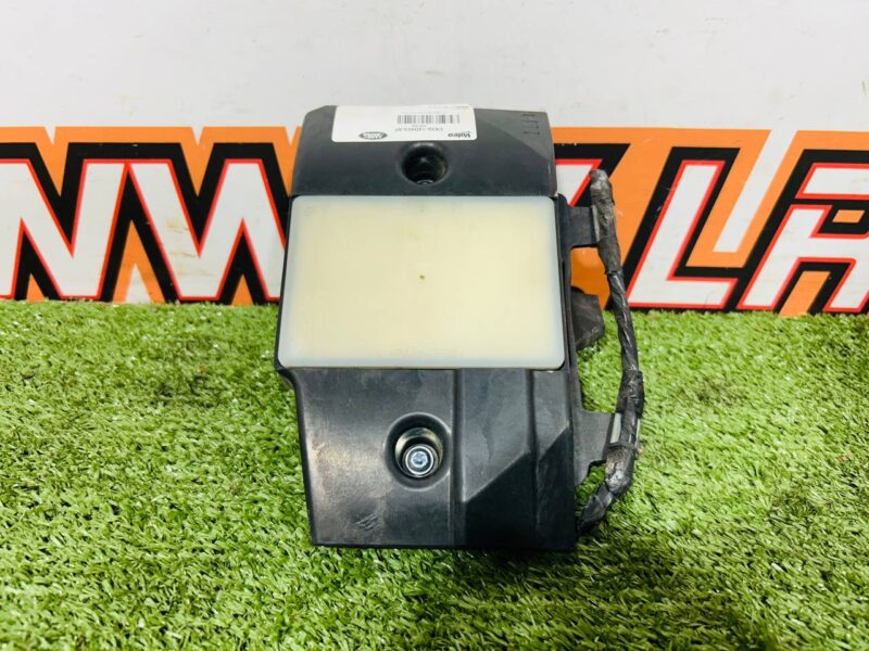 LR038534 Blind Spot Sensor with Bracket Left Range Rover L405 (2013-2021) Used cost 180 € in stock 1 pcs.
