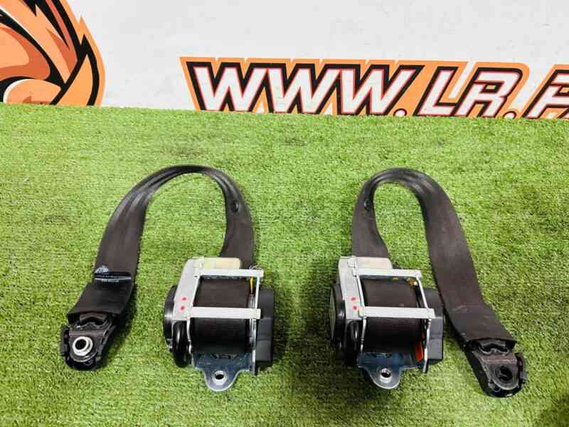 LR040470 Set of seat belts Range Rover L405 (2013-2021) Used cost 400 € in stock 1 pcs.