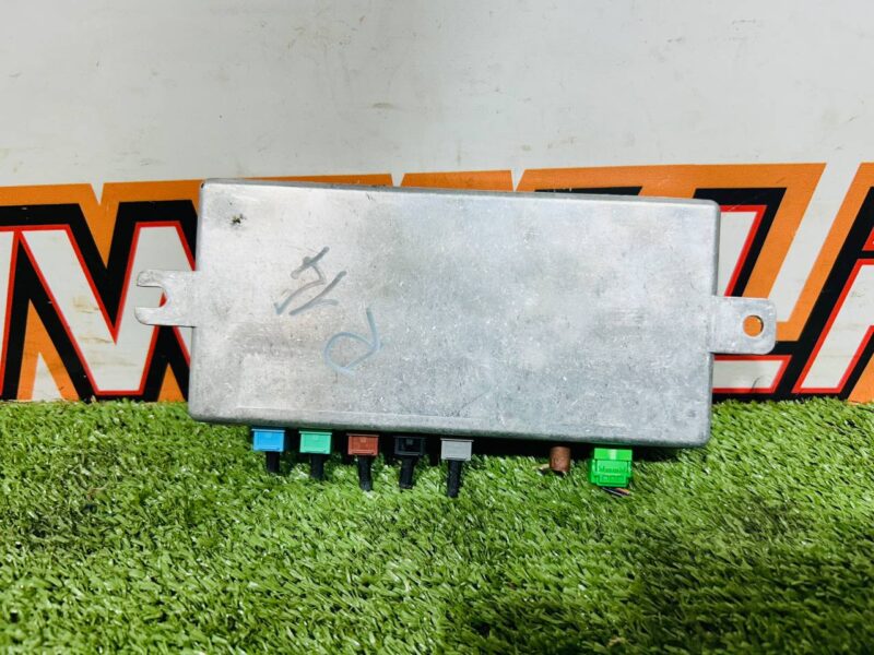 LR066380 Camera control module Range Rover L405 (2013-2021) USED cost 280 € in stock 1 pcs.