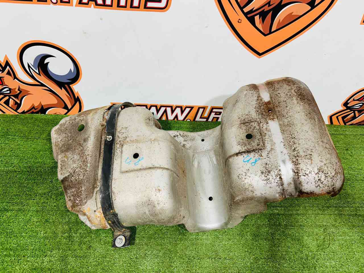 LR071884 Fuel tank protection Range Rover Evoque L538 (2012-2018) Used cost 135 € in stock 1 pcs.